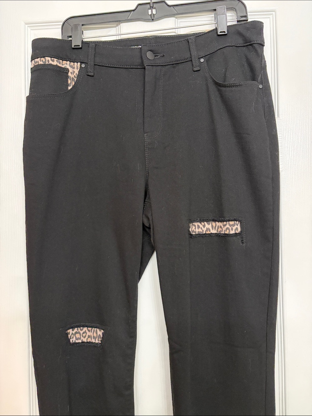 Chico’s Perfect Stretch Girlfriend Slim Leg Ankle jeans